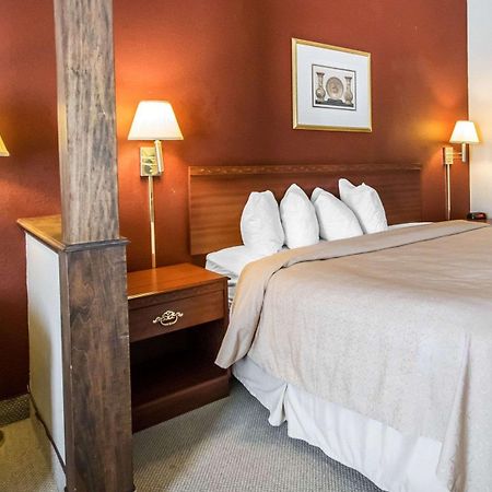 Quality Inn & Suites Elizabethtown Dış mekan fotoğraf